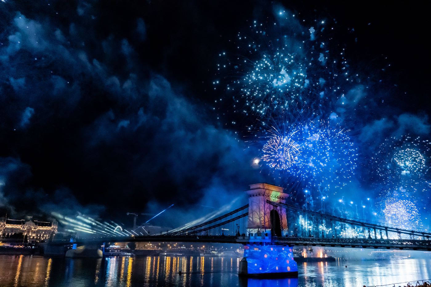 Tűzijáték Budapesten